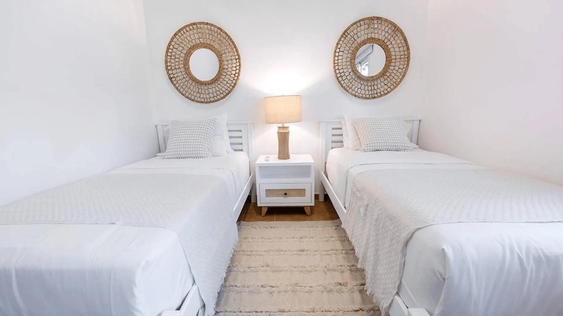 Alojamiento Familiar En Punta Cana Con Piscina Apartmán