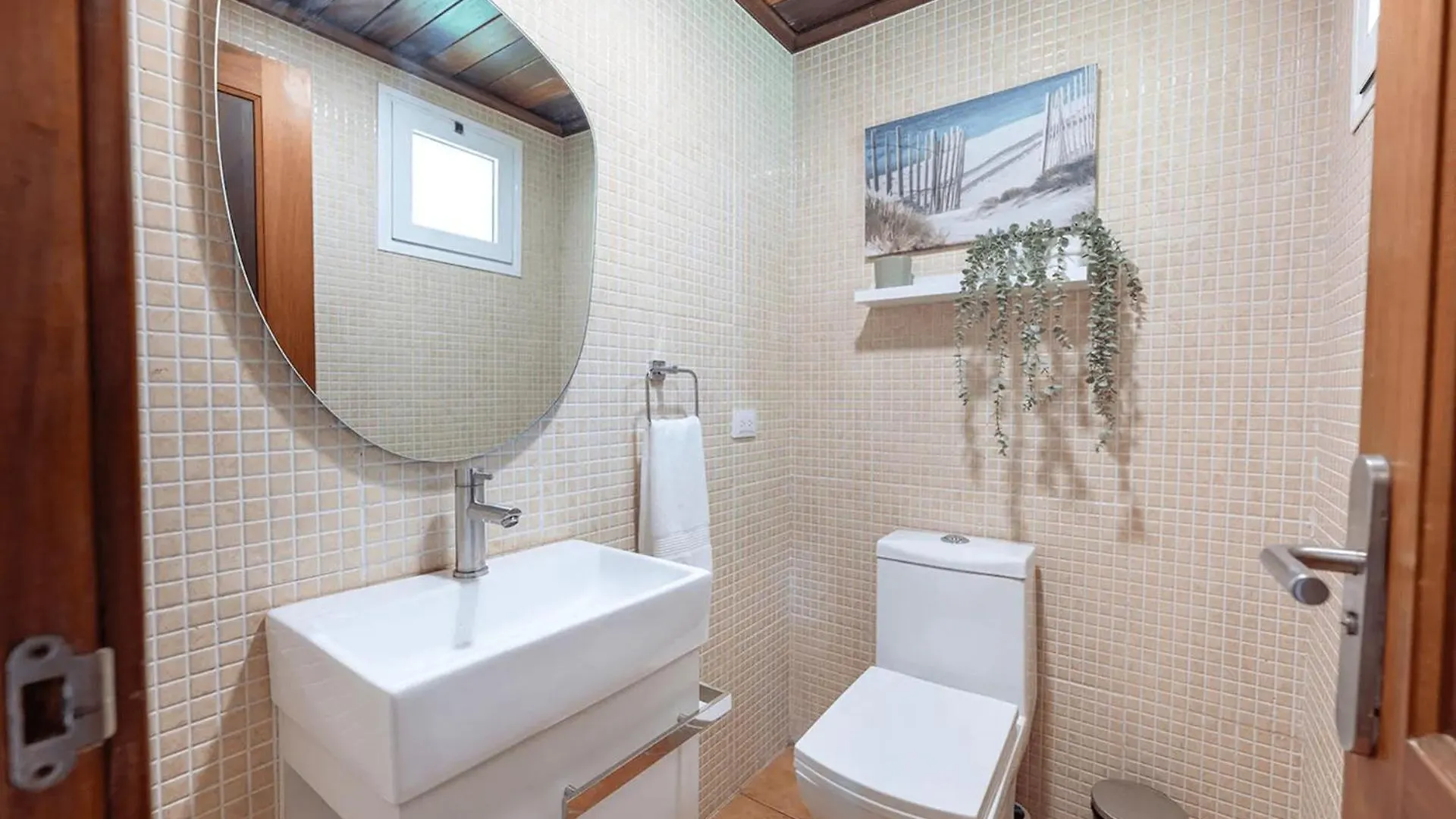 Alojamiento Familiar En Punta Cana Con Piscina Apartmán